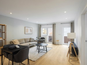 Furnished 1 bedroom flat, with balcony, in Rua do Olival, Lapa, Lisbon 2185873967