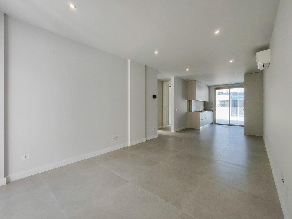 2 bedroom flat with terrace and garage in Cabanas, Tavira 1034378753