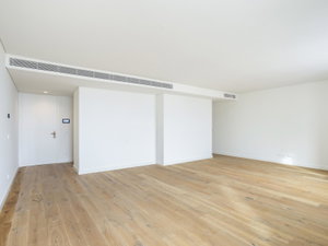 New 4bedroom apartment in Belém with river view, balcony and parking 1551942899