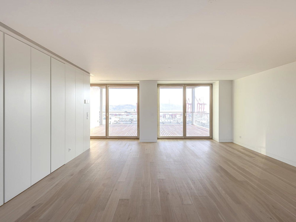 3 Bedroom Apartment Estrela, Lisbon, with terrace and river view 3585287315