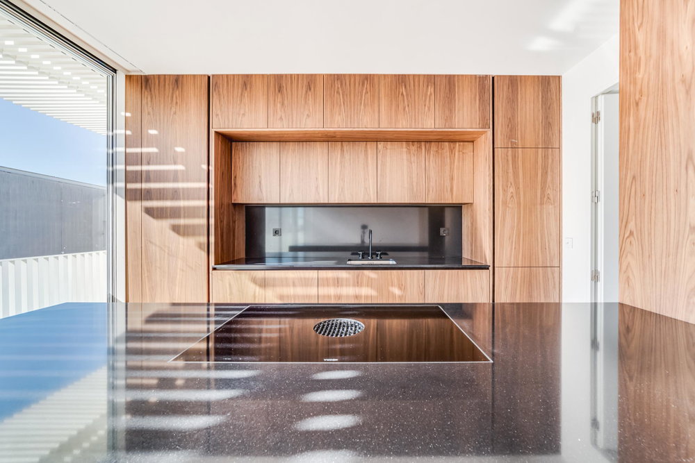 New build 3 bedroom flat, with rental potential, in Belém, Lisbon