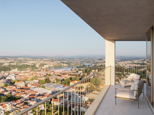 2 bedroom flat with outdoor area in the heart of the city of Porto.