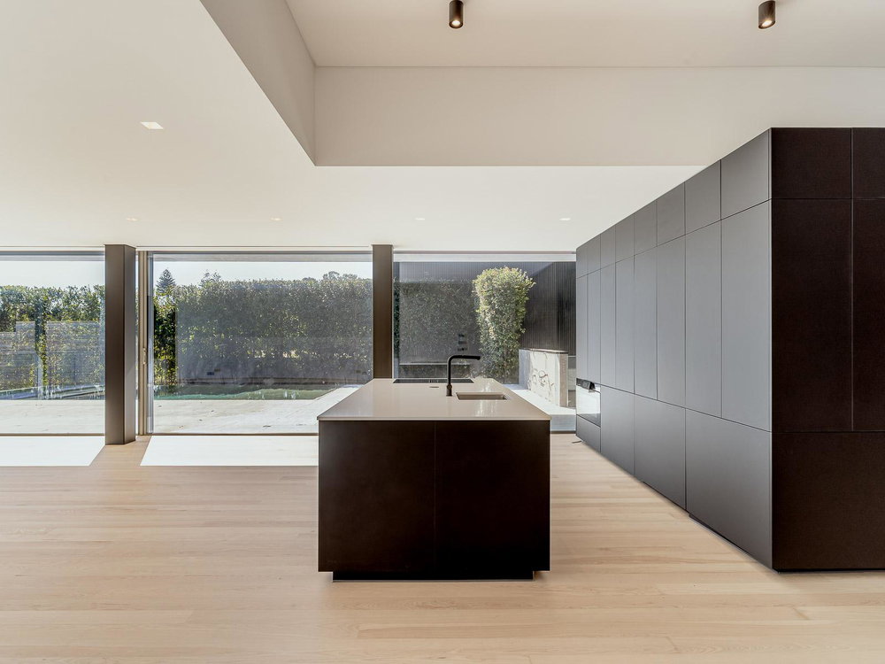 4 bedroom villa in Cascais with swimming pool and premium finishes 1446587227