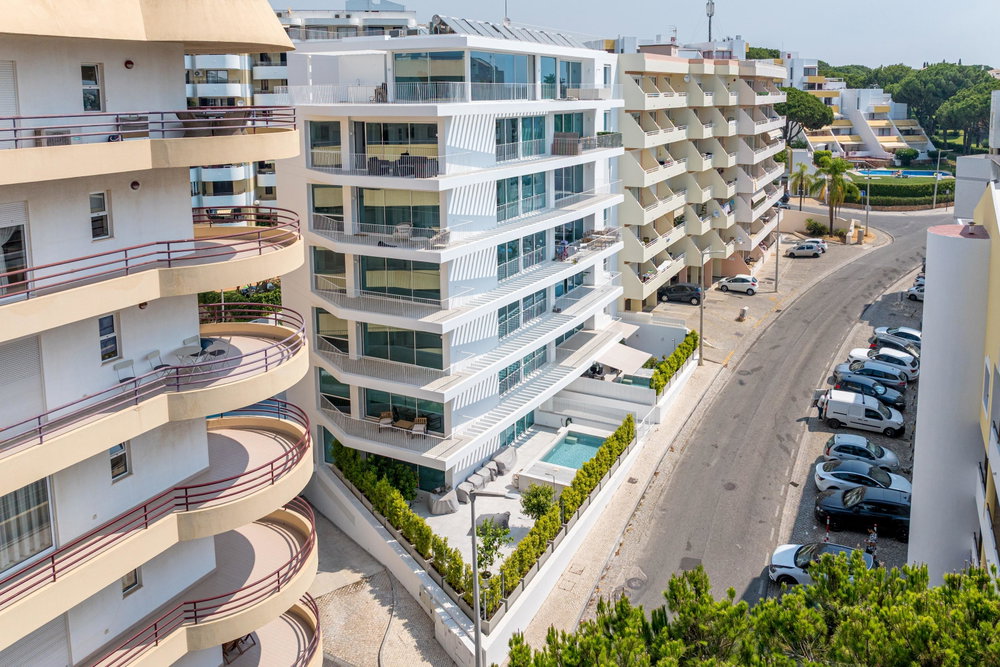 New build 3 bedroom flat in the centre of Vilamoura, Algarve 1552080452