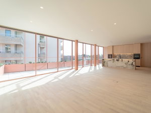 4+1 bedroom flat in Foz, Porto