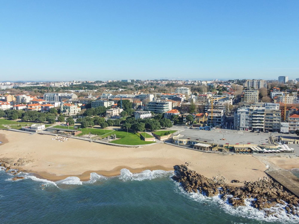 3 bedroom flat with balcony and parking in Quinta da Moreira 273668032
