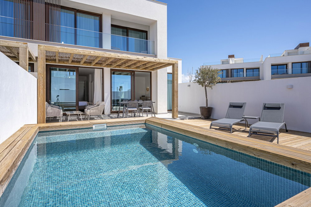 New 3 bedroom flat with swimming pool in Porto Covo