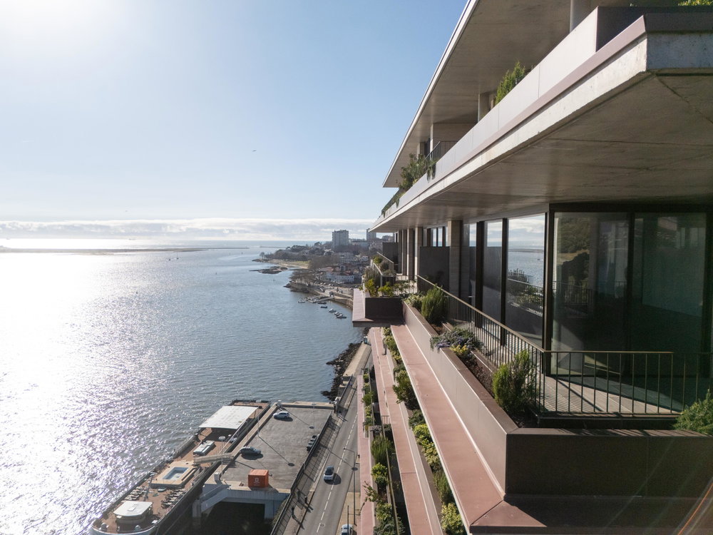 3 bedroom flat with River and Sea View, in Panorama Douro Residence