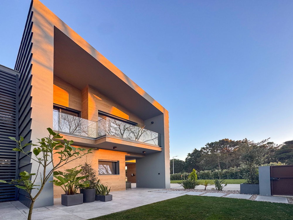 4 Bedroom Villa with Garden, Pool and Terrace, in Ericeira