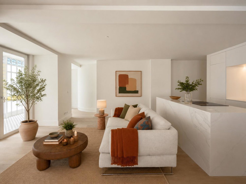 New 2 bedroom flat with garage next to Avenida da Liberdade 665583973