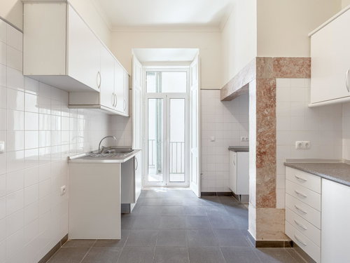 4 bedroom flat, with balcony, in Campo de Ourique 1857277337
