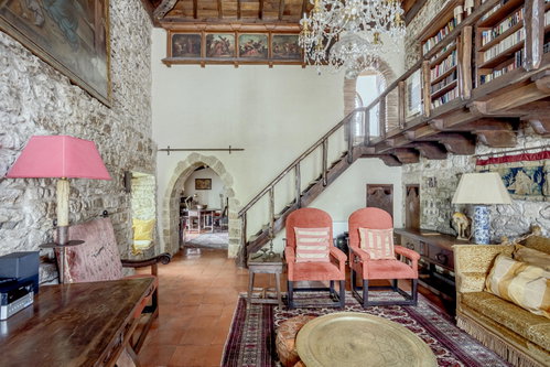 5-Bedroom House in Óbidos with History, Terraces and Garage 2050879345