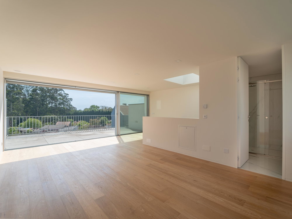 4 bedroom villa next to the City Park