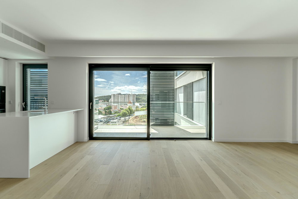 New 2 bedroom flat, with 2 parking spaces, in Avenidas Novas