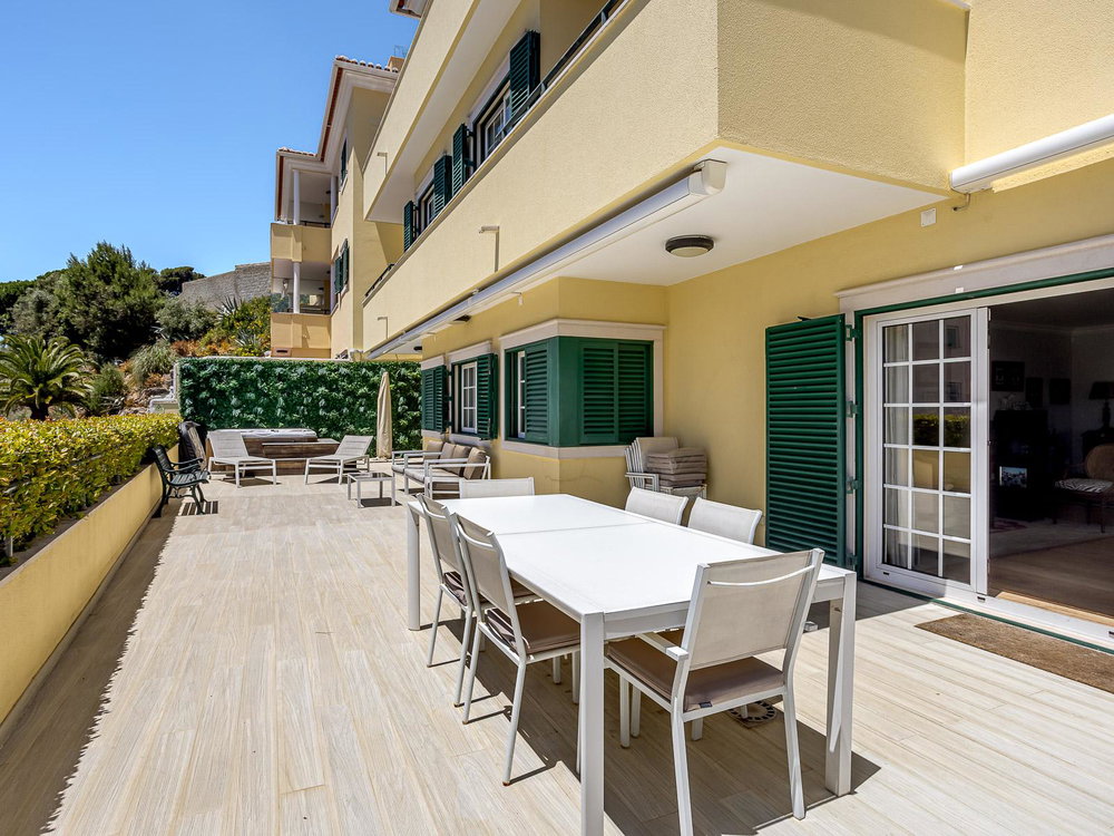 3 bedroom flat in a prestigious condominium in Monte do Estoril 2321366456