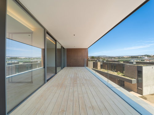 3+1 bedroom flat, with balcony, facing the Douro River 3042199355