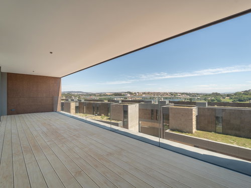 3+1 bedroom flat, with balcony, facing the Douro River 1532634647
