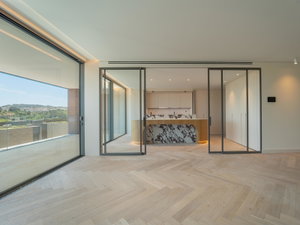 3+1 bedroom flat, with balcony, facing the Douro River 1532634647
