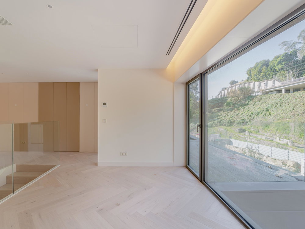 4 bedroom duplex villa, with garden and swimming pool, facing the Douro River 1041445129