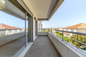 New 3+1 bedroom flat in the centre of Carcavelos 3060800775