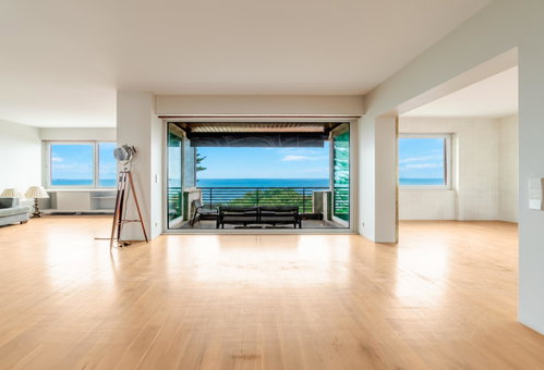 3 bedroom flat on the first line of the sea, in Foz