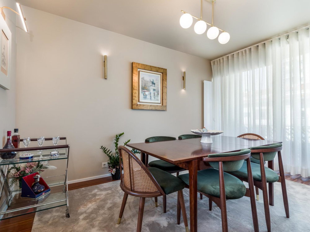 Two-bedroom flat in Lordelo do Ouro, with garage and balcony, close to Foz and the beaches 284308150