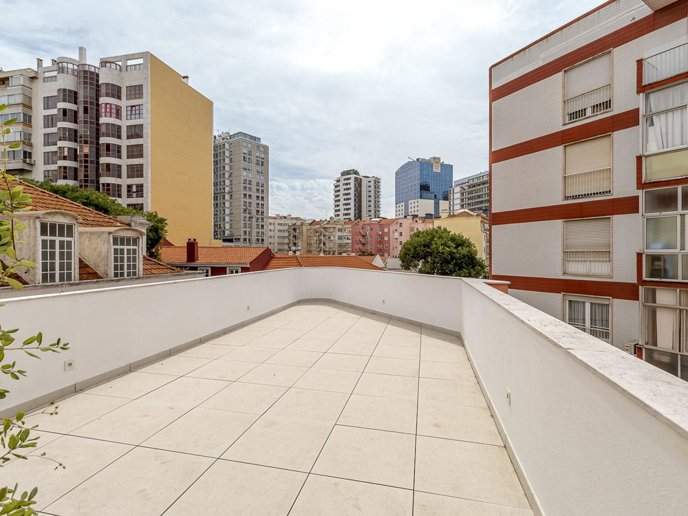New build 2 bedroom flat in Campolide, Amoreiras 651014058