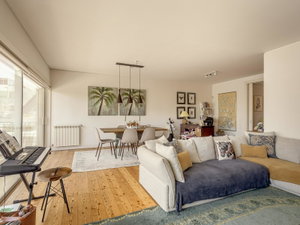 3-bedroom apartment with 191 m² in Estrela, Lisbon, featuring generous space and an excellent location. 1005716327