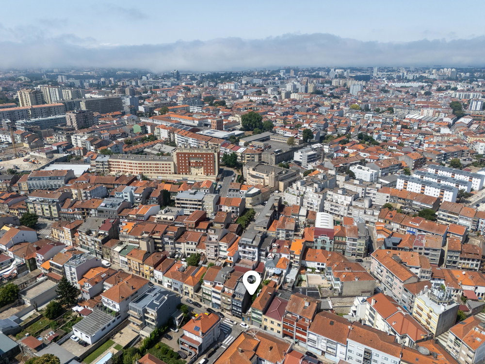 Land for Construction on Rua Antero Quental in Porto