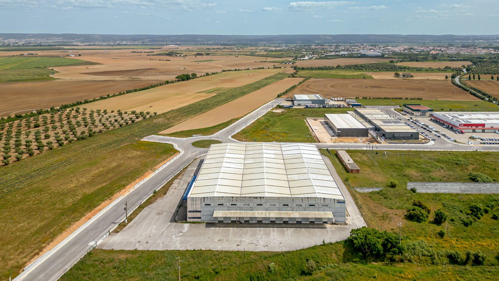 Warehouse for sale in the Riachos Industrial Zone, Torres Novas 12472337