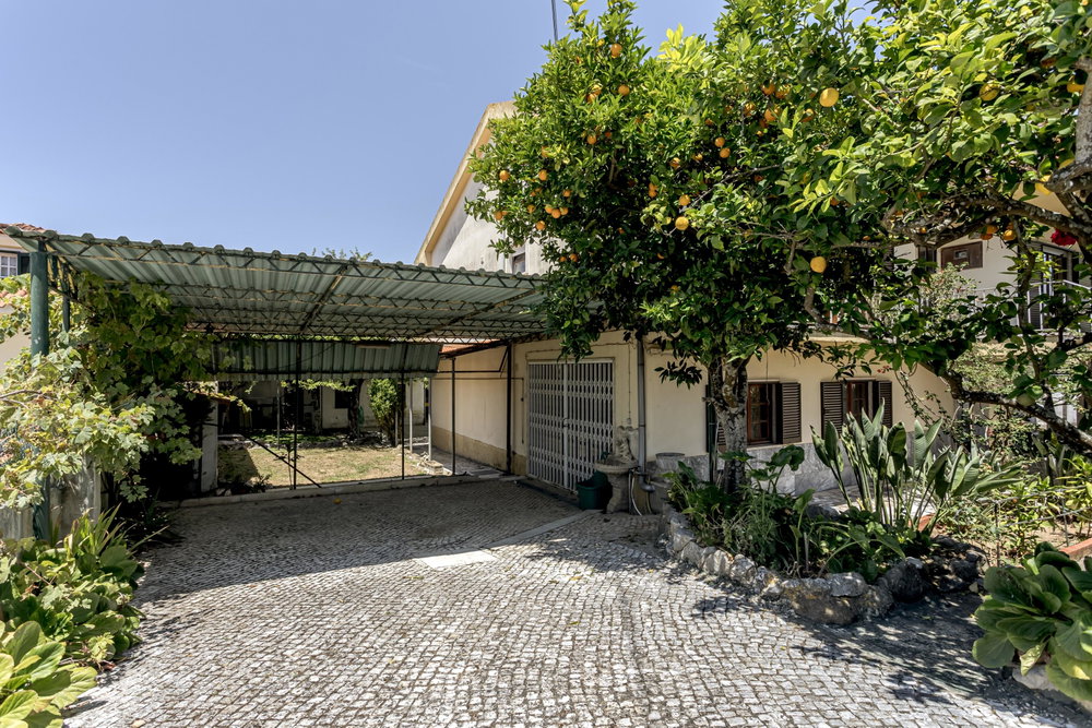 Detached 5 bedroom villa, with garden, in Mem Martins 3416619641