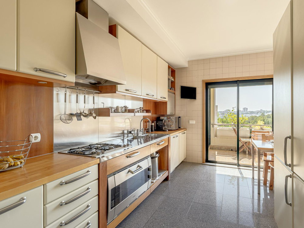3 bedroom flat with parking in Villa Restelo, in Belém 340004541