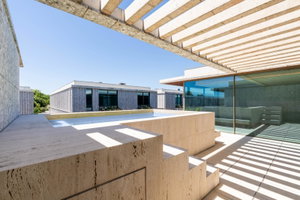 4 Bedroom Penthouse with Private Pool in Nevogilde, Foz do Douro