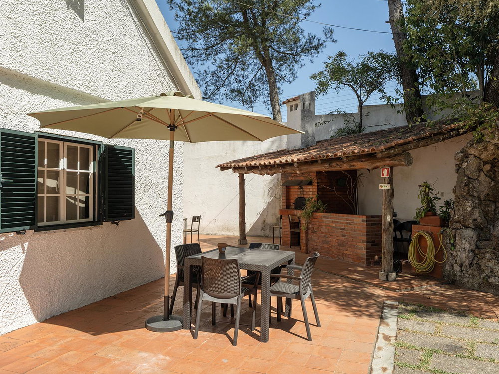 Farm with land, in Sintra 2104762880