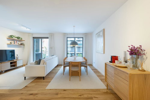 Two-bedroom apartment in a condominium with garage and storage room 2757263770