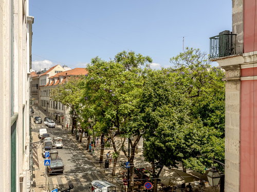 1 bedroom flat with parking in Largo do Carmo 1387301273