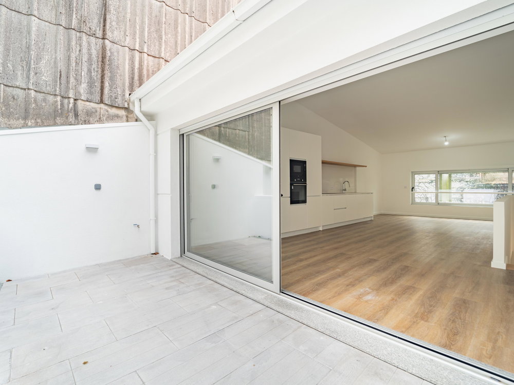 3+1 bedroom triplex villa with balcony and garage 3959968936