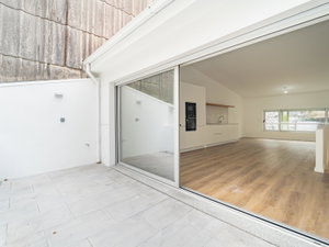 3+1 bedroom triplex villa with balcony and garage 3959968936