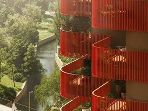 2 bedroom flat with balcony and parking, in Porto 33014792