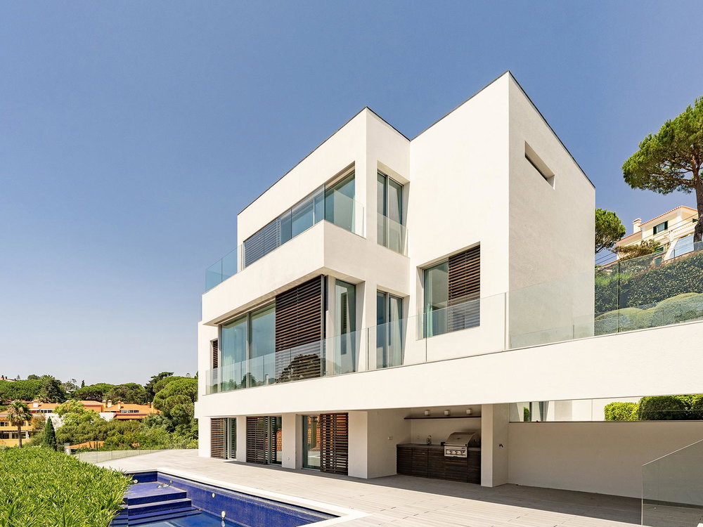 5 bedroom villa in Estoril, with swimming pool, garden and unobstructed views