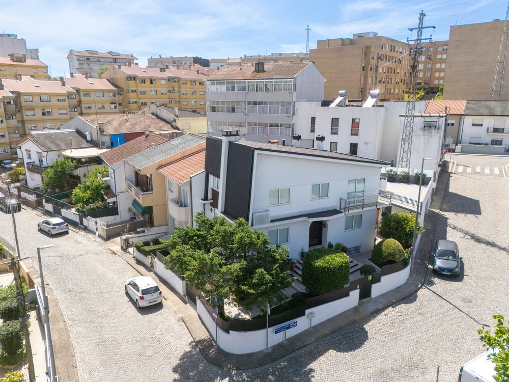 Renovated 6 bedroom villa in Gondomar