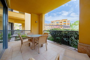 2 bedroom flat, condominium, pool and garage, Vilamoura, Algarve