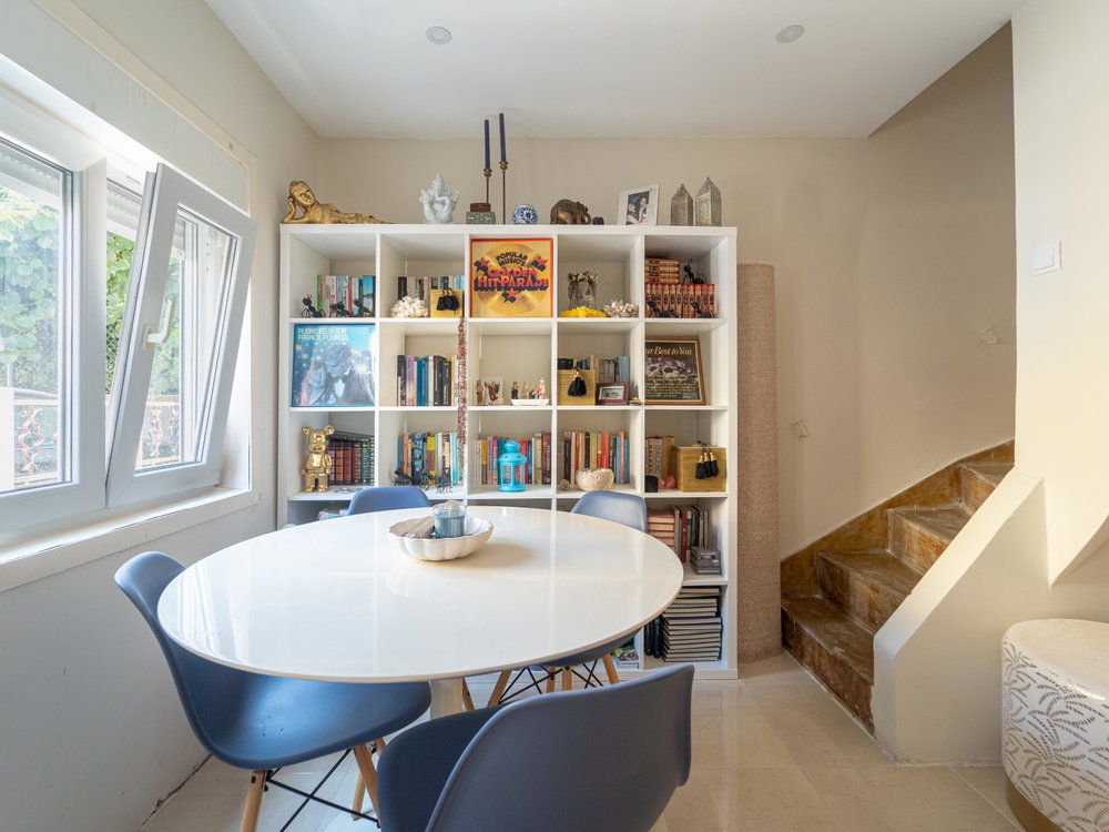 2 bedroom villa, with backyard, to rehabilitate in Aldoar, Porto