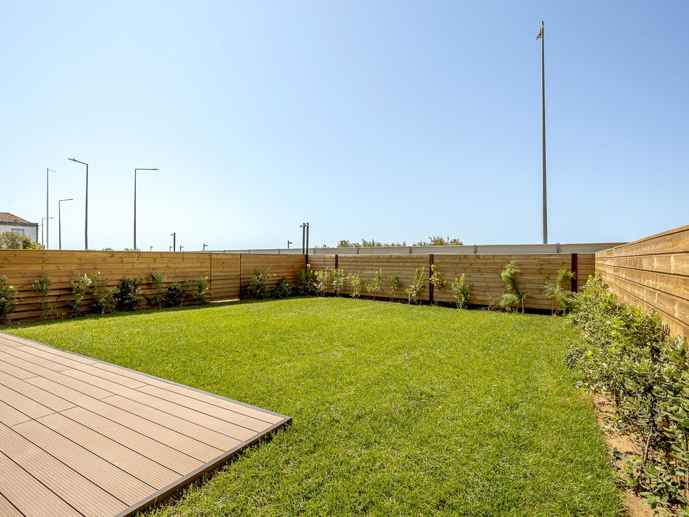 4 bedroom villa with rooftop and sea view in Cascais