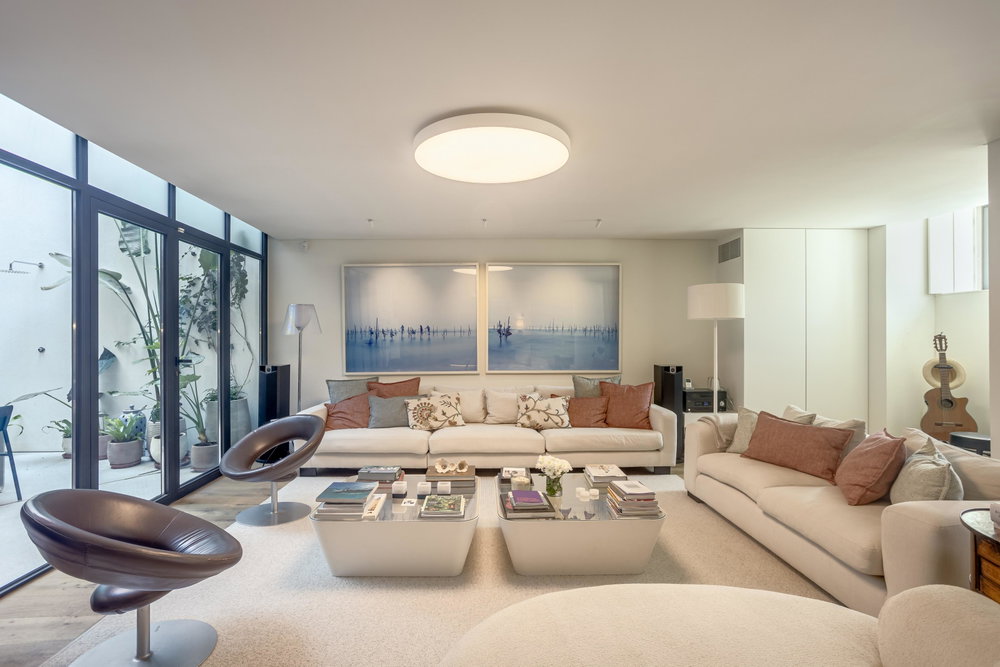 4 bedroom duplex loft with two terraces, pool and garage in Belém