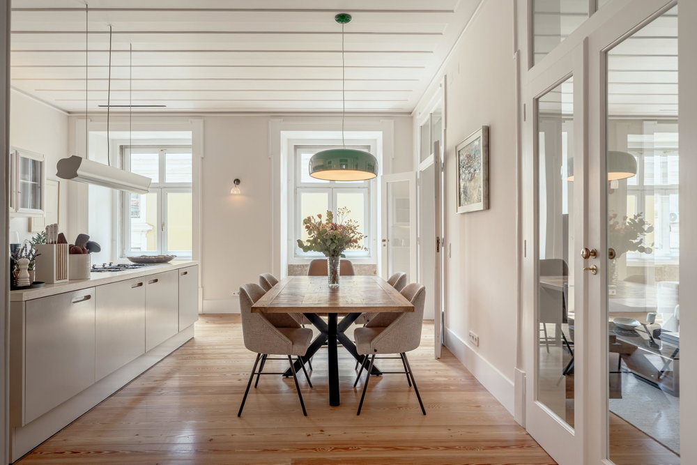 6 bedroom flat converted into 2+1 bedroom flat in Santa Maria Maior, Lisbon