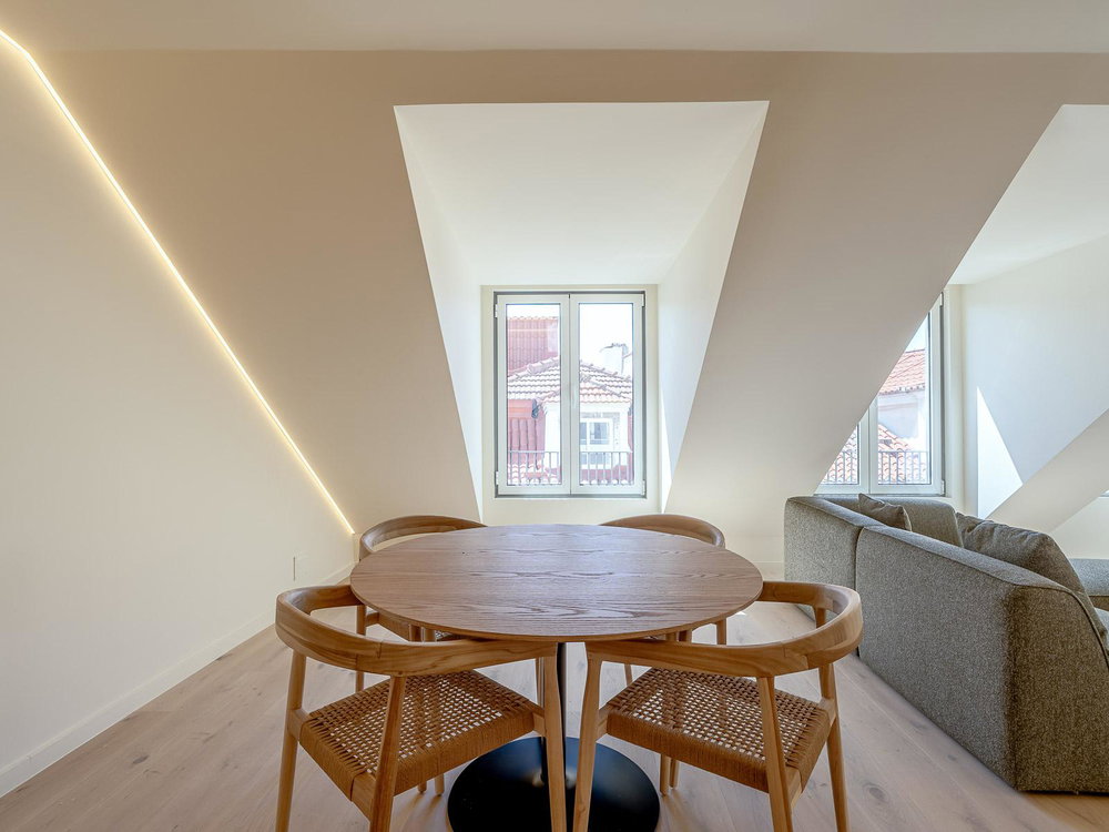 2 bedroom flat in a new building, in São Bento, Lisbon.