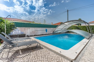 5 bedroom villa with swimming pool, garage and annexes in Brejos de Azeitão