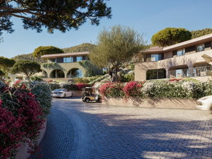 2 bedroom villa with parking and garden, at Penha Longa Resort