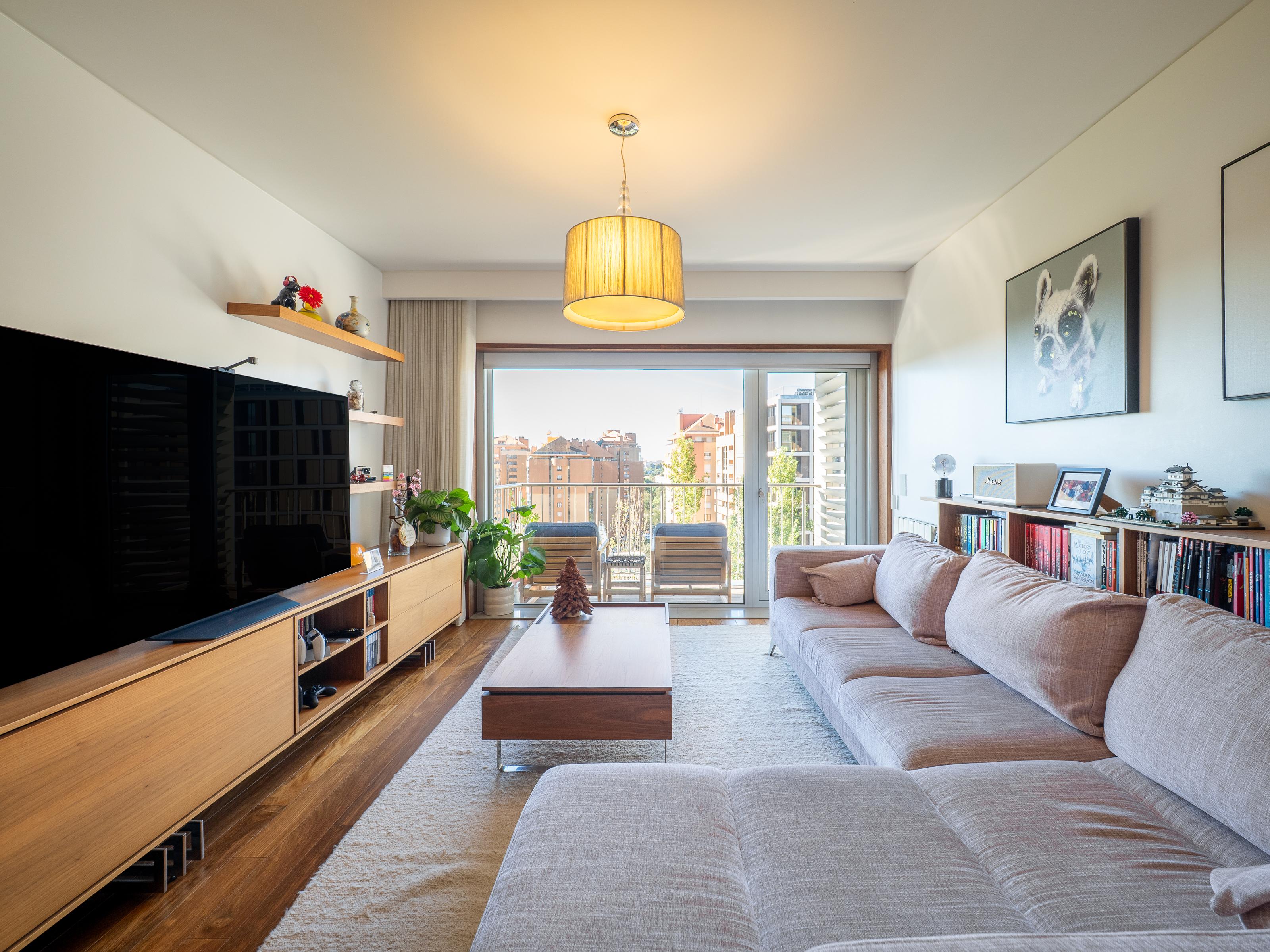 2 bedroom flat condominium Lake Towers in São Pedro da Afurada